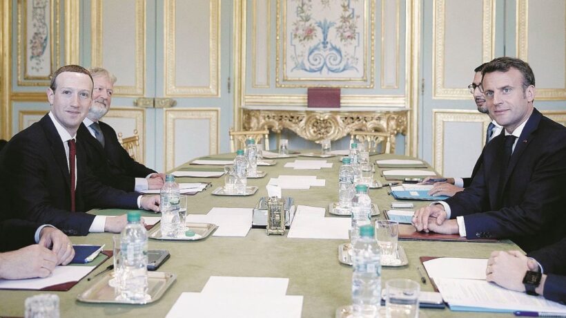 Macron vuole Facebook contro i suoi nemici