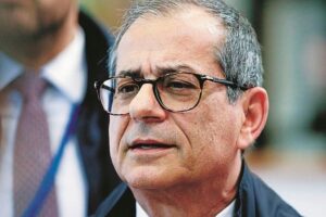 Zitto zitto, il Mef tocca il grande tabù. Perché la Bce non finanzia il deficit?