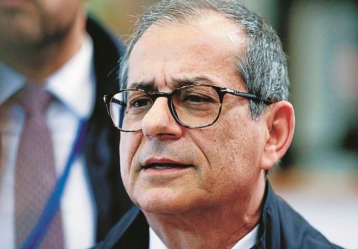 Zitto zitto, il Mef tocca il grande tabù. Perché la Bce non finanzia il deficit?