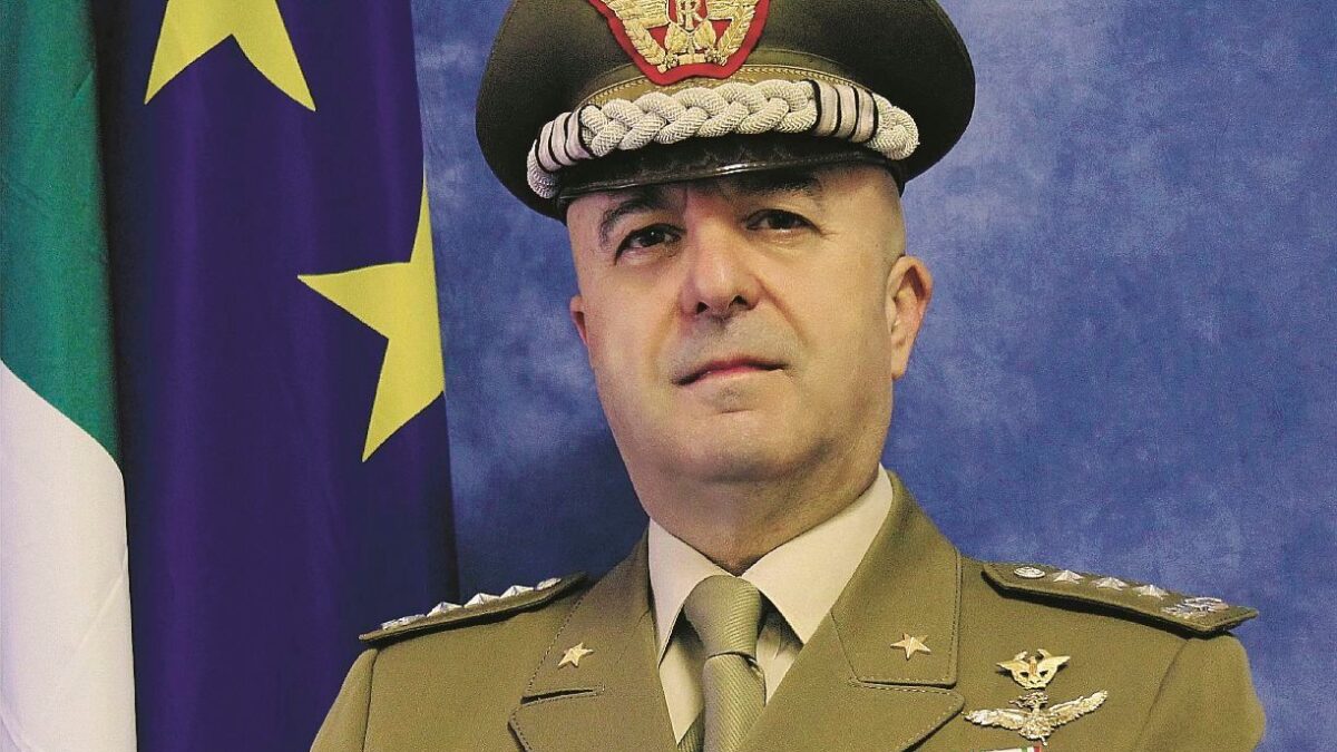 «2 giugno, noi soldati costretti alla parata delle ipocrisie»