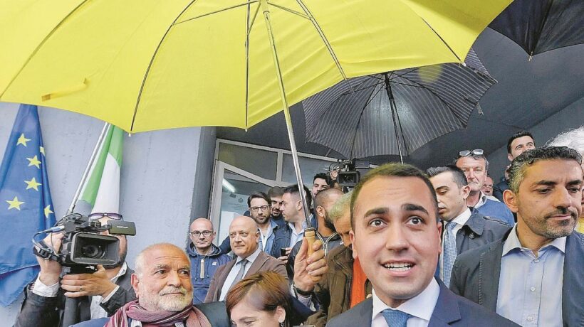 E nel M5s è partito l’assalto alla leadership
