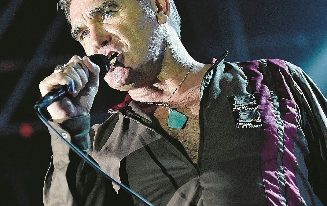 Corsa a censurare la rockstar «sovranista»