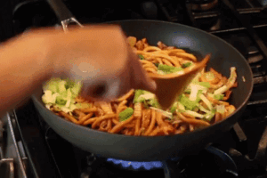 Bigoli e puttanesca, cibi dal gusto scurrile