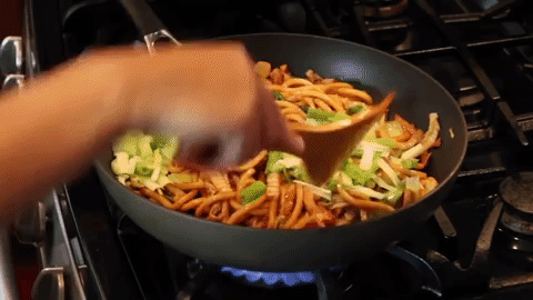 Bigoli e puttanesca, cibi dal gusto scurrile