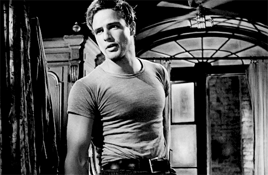 Il re di Hollywood malato di sesso che ridusse in schiavitù James Dean