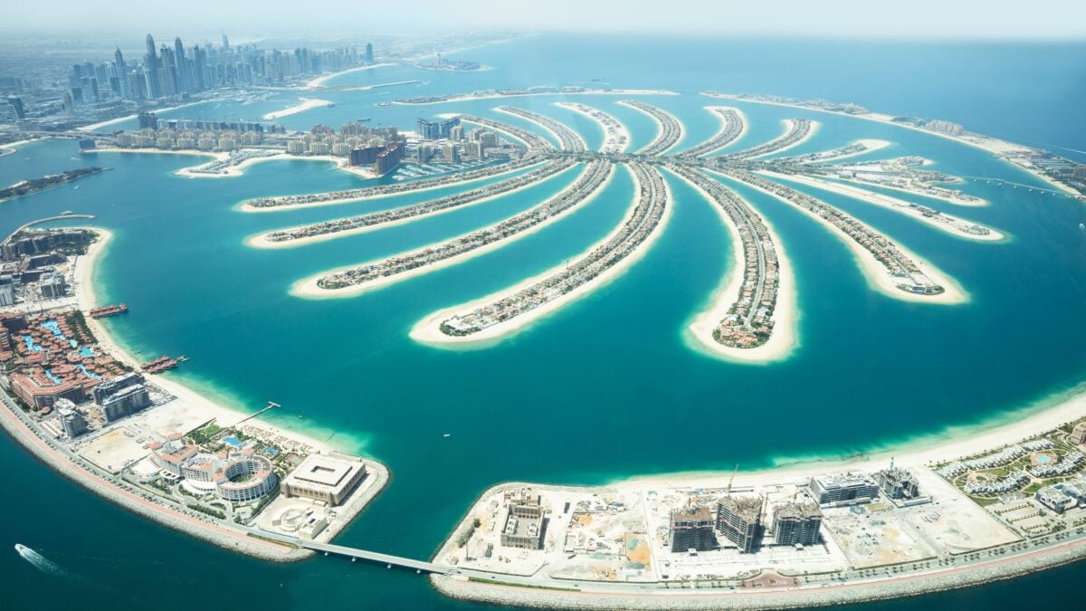 Fuga dagli Emirati. Ingegneri italiani ritornano soppiantati dai colleghi asiatici