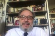 Il Pd diviso in tre pensa di poter scalzare Salvini dal governo puntando su immigrati e spread