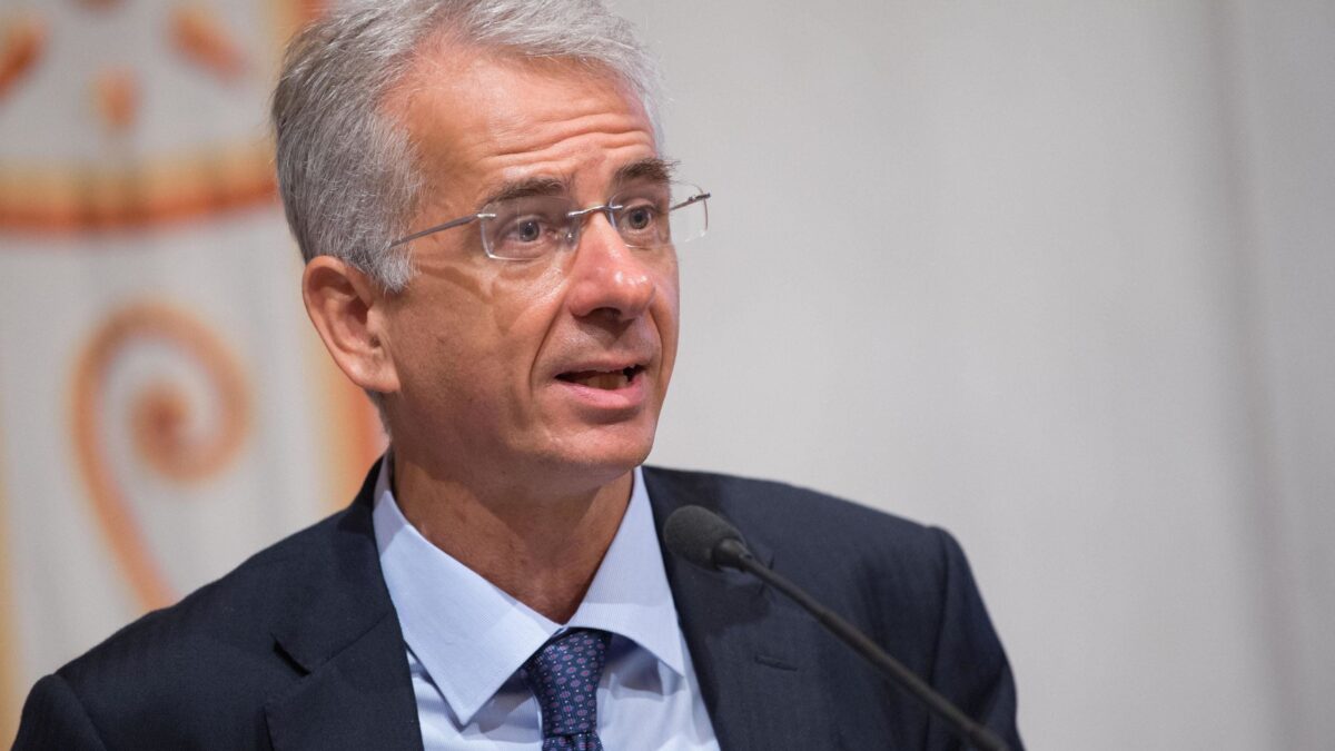 Tra le penne di «Repubblica» volano coltellate