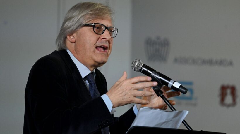 Vittorio Sgarbi: «Troppe metastasi, toghe incurabili»