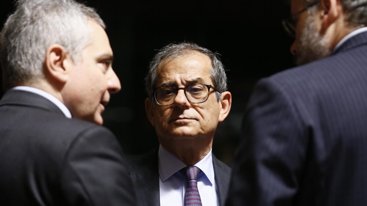 I calcoli di Tria per l’Ue: meno deficit e taglio delle agevolazioni fiscali