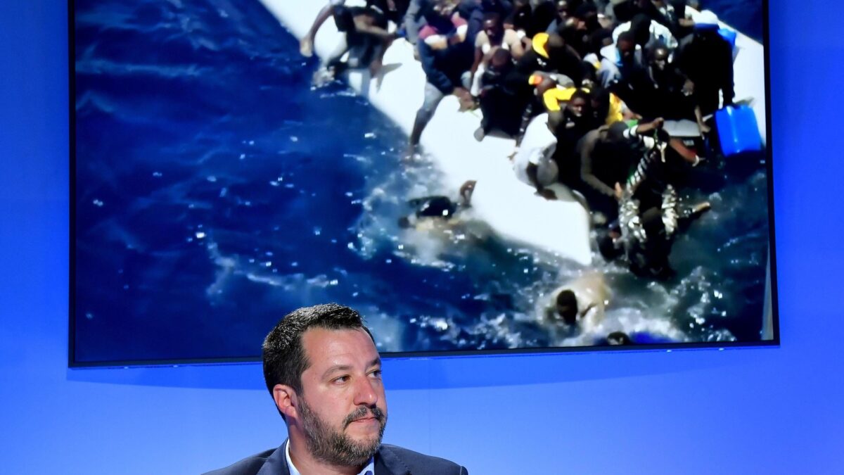 L’ipocrisia dell’Ue sul «porto sicuro» per obbligarci a prendere i migranti