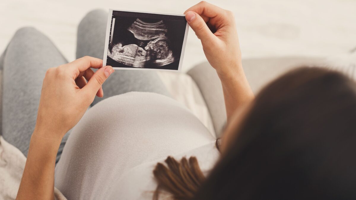 La Cgil si batte per l’utero in affitto alla faccia delle donne sfruttate