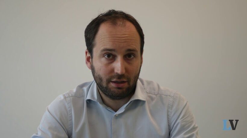 Sull’Italia la Commissione fa politica, ma poi decidono i governi. E trattare con loro non sarà facile