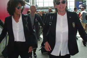 «Uomini, abbiate coraggio. Sostituite blu e neri con rosa e bordeaux»