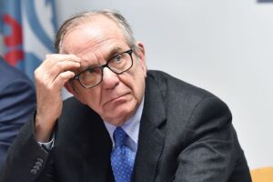 Manicomio Pd: prima vota i minibot poi insorge perché sono «l’anti euro»