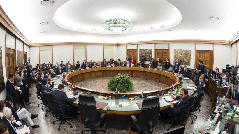 Lo scandalo «interrotto» è servito  a spostare di nuovo  a sinistra il Csm