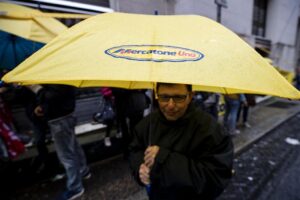 Mercatone Uno chiude i battenti ma ai commissari vanno 7 milioni