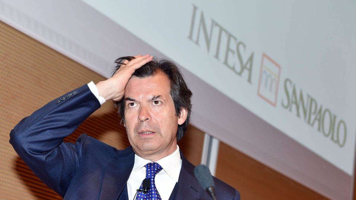 L’assist di Intesa per i gialloblù. Piano taglia debito da 200 miliardi