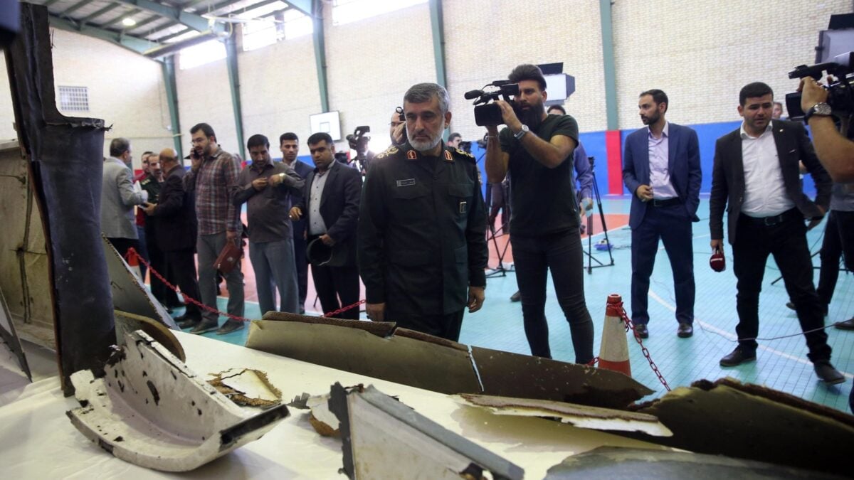 Donald Trump ferma gli attacchi all’Iran e continua a trattare