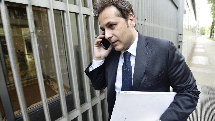 «Repubblica» si smaschera da sola. Il virgolettato su Siri era taroccato