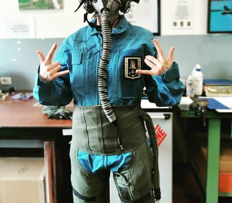Voli privati sulle Frecce tricolori per attrici e manager