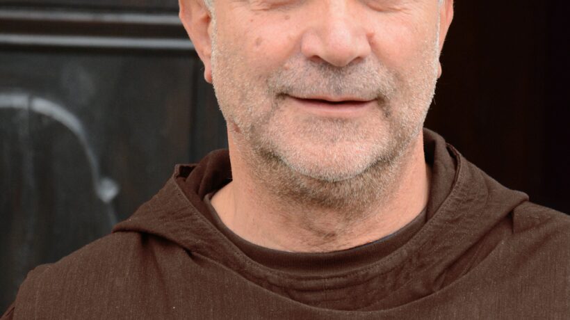 «La civiltà nasce dai muri e non dai ponti»