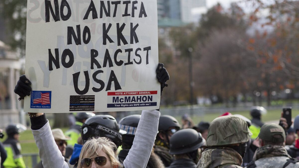 Trump pensa di mettere gli Antifa nella lista dei terroristi