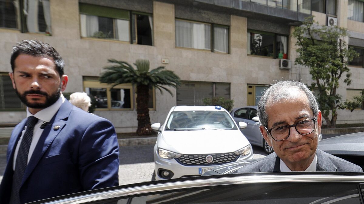Lo spread cala ai minimi da un anno