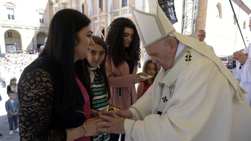 La nuova Chiesa 2.0 fa la voce grossa soltanto per i migranti, non sulla vita