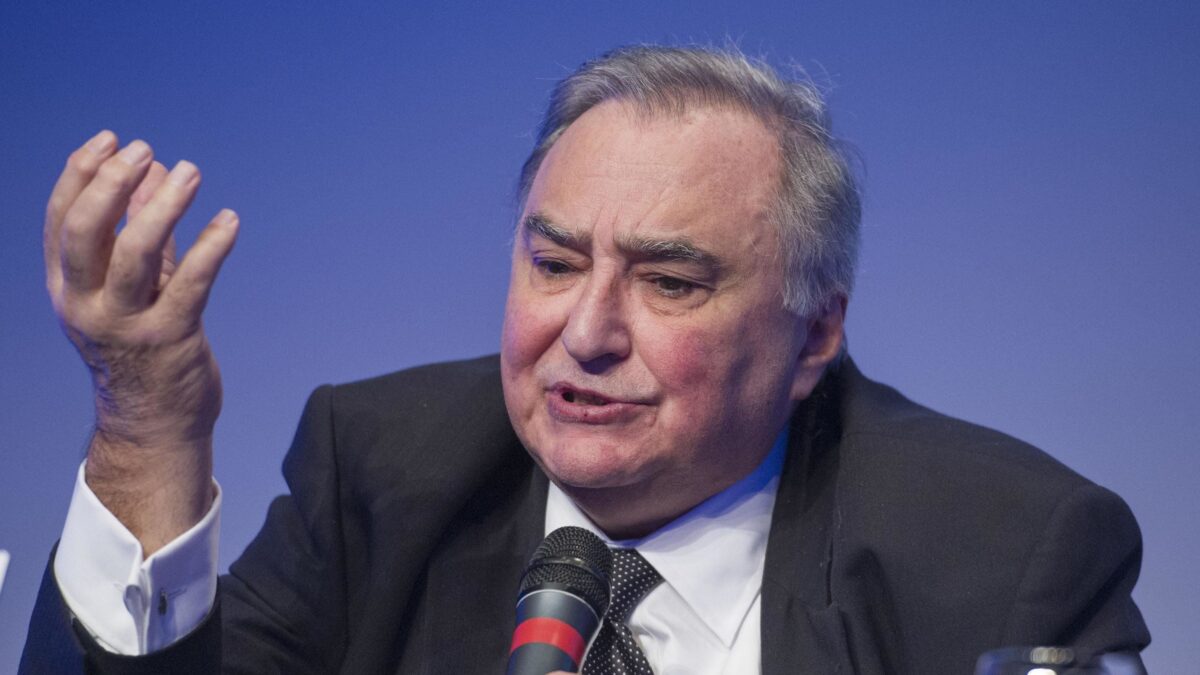 Giulio Sapelli: «La manina dei francotedeschi ha provato a colpire Salvini»