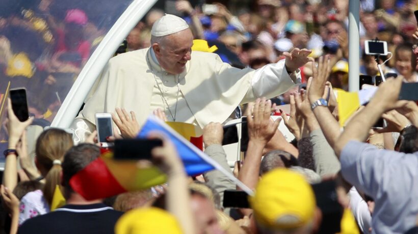 Il Vaticano «epura» i seguaci di Wojtyla