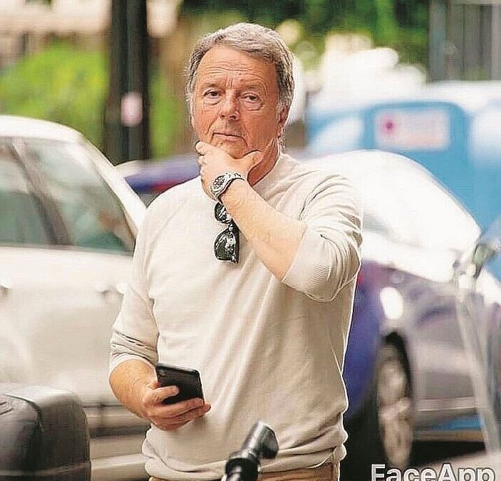 Renzi grida «al Putin» poi regala la privacy all’app russa sospetta