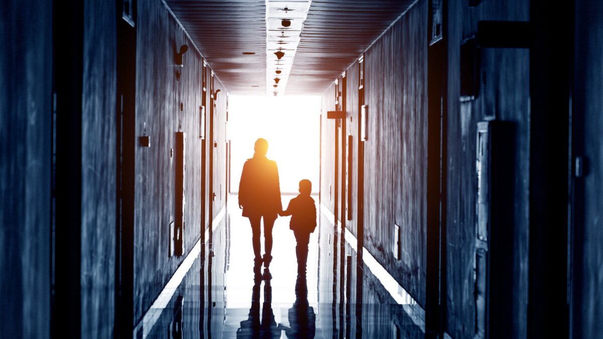 «Così funziona la filiera coop che fa affari con i piccoli strappati alle loro famiglie»