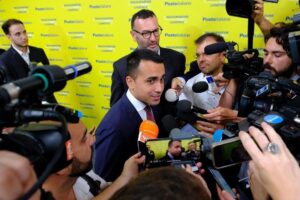 Di Maio annuncia: «Ridurremo drasticamente il canone Rai»