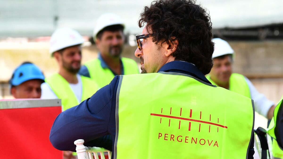 Toninelli va avanti contro Autostrade: «Via la concessione». Penali per lo Stato