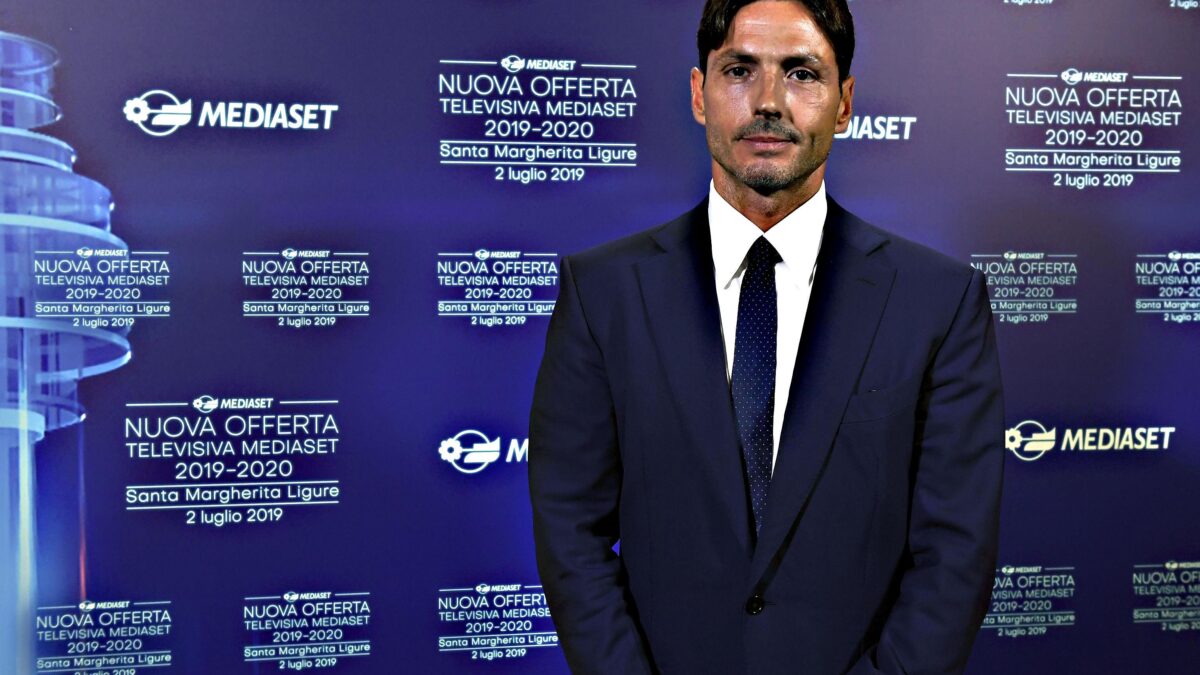 Vivendi riprende la guerra a Mediaset e fa causa per contare di più