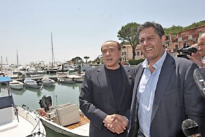 Silvio stoppa Toti: «Basta polemiche». Teme l’Opa leghista sulle primarie di Fi