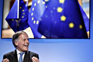 Moavero Milanesi sogna Bruxelles e scredita i leghisti per una nomina Ue