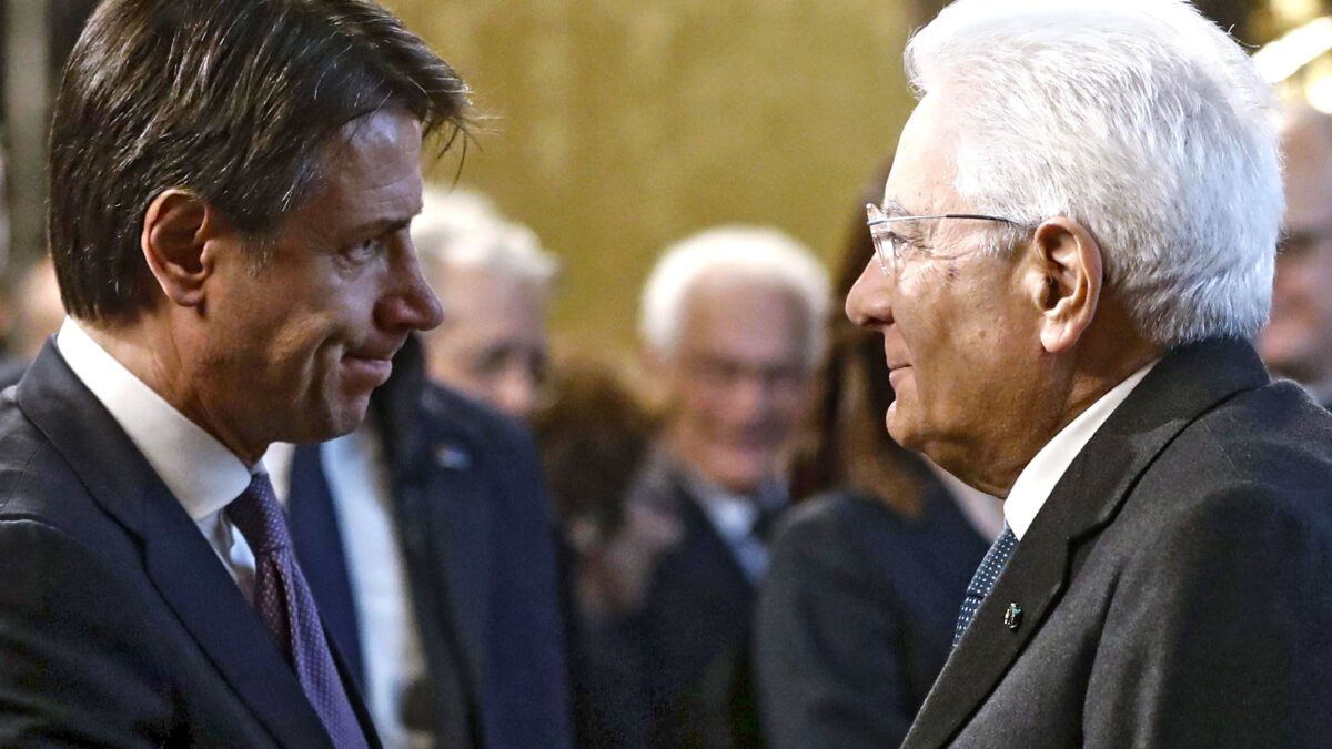 Mattarella prepara un cordone anti Salvini