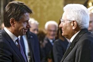 Mattarella prepara un cordone anti Salvini