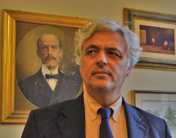 «Ingiusti gli affidi a coppie gay. E gli assistenti sociali hanno davvero troppo potere»