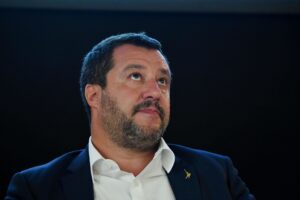 È stato consegnato pure alla Rai l’audio per intrappolare Salvini