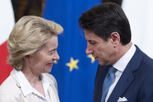 «Elezioni o manovra». Che bugia: Monti l’ha fatta in due settimane