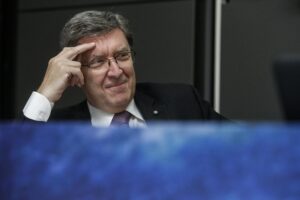 Il premier dell’inciucio? Un principe delle poltrone