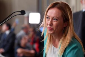 La Meloni chiama già alla piazza Fi: «Conte? Un doppiogiochista»