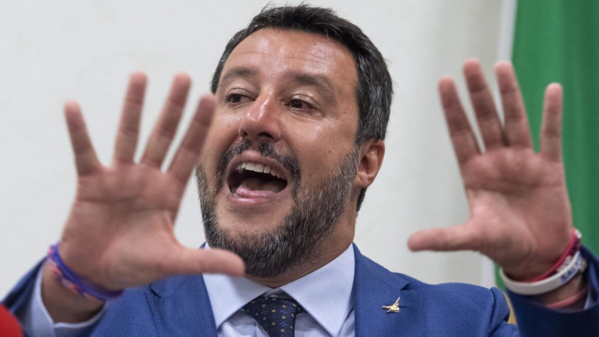 Salvini è a caccia: «Potrete scappare per qualche mese, poi arriverà il voto»