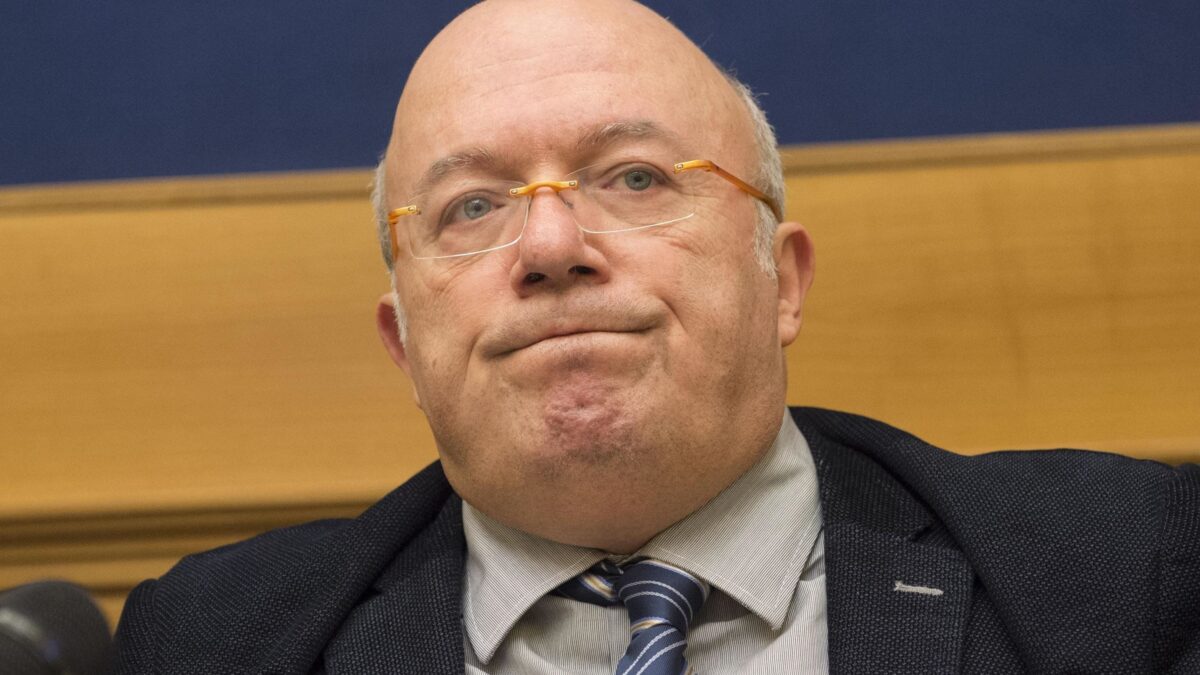 Francesco Storace: «Qui arriva la Boldrini al governo: basta liti»