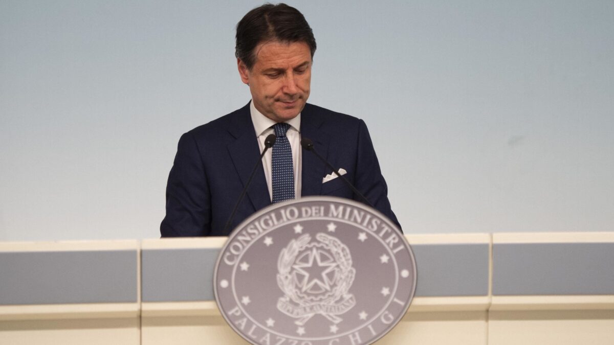 Il partito dei perditempo cerca un premier. Conte bis in pole position