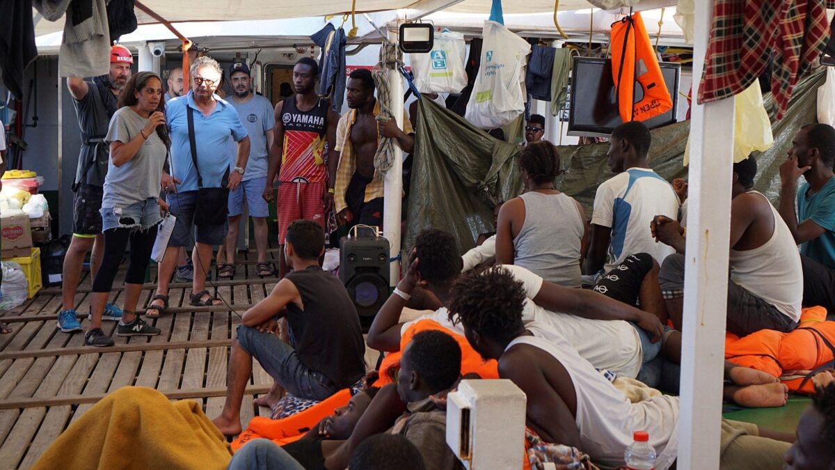 Open arms va in Spagna, finita la pantomima