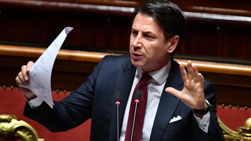 Il premier chiude con gli insulti: «Salvini inefficace e senza coraggio»